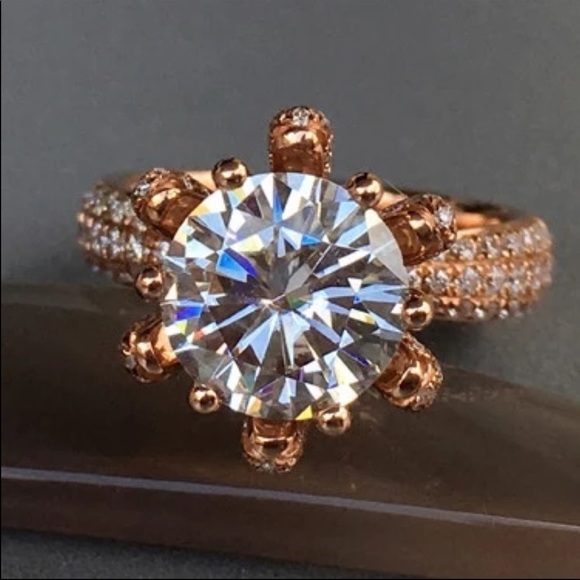 New Rose Gold Diamond Lady Beautiful Ring 💍 - Picture 2 of 4